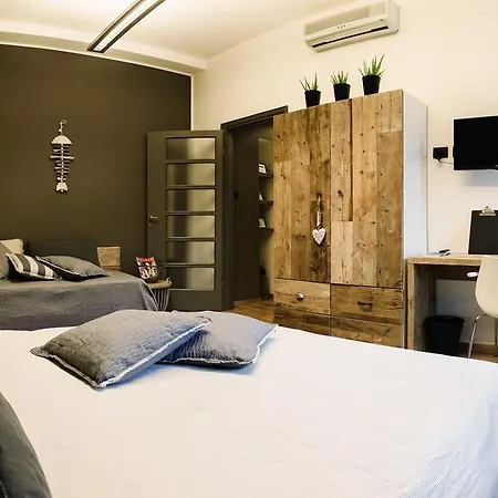 Dom wakacyjny Suite11 *